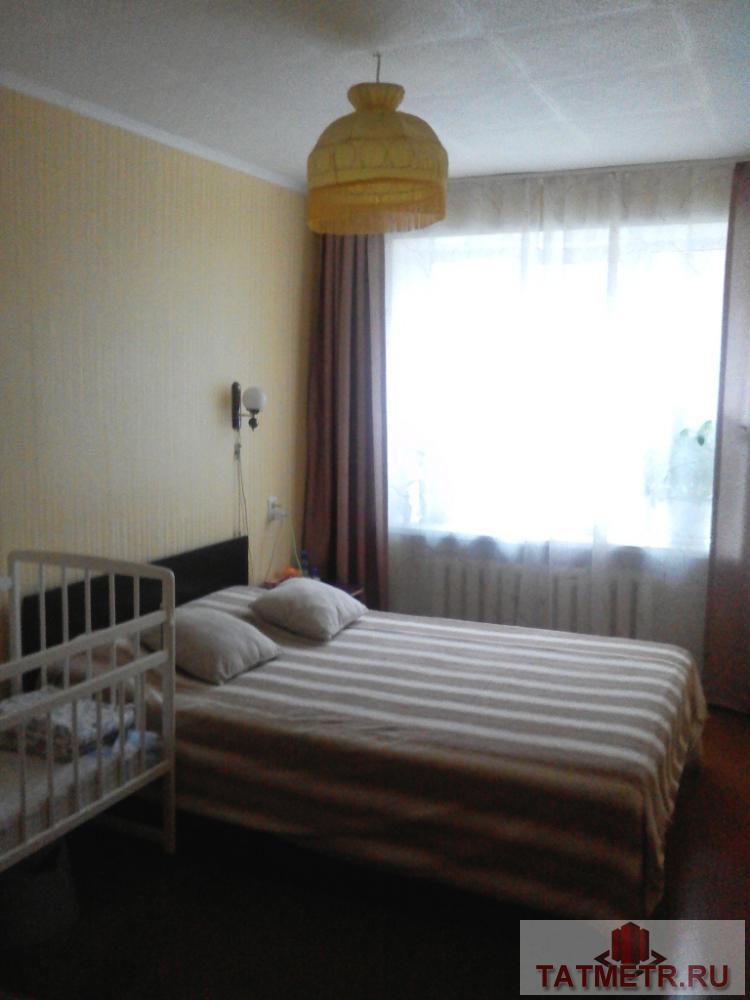 Отличная, трехкомнатная квартира, расположенная в спокойном районе г. Зеленодольск. Комнаты просторные, уютные в... - 2