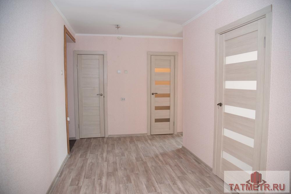 Продам 2-ую квартиру в Ново-Савиновском районе, в кирпичном доме 1993 года постройки, квартира на 14-м этаже с... - 13