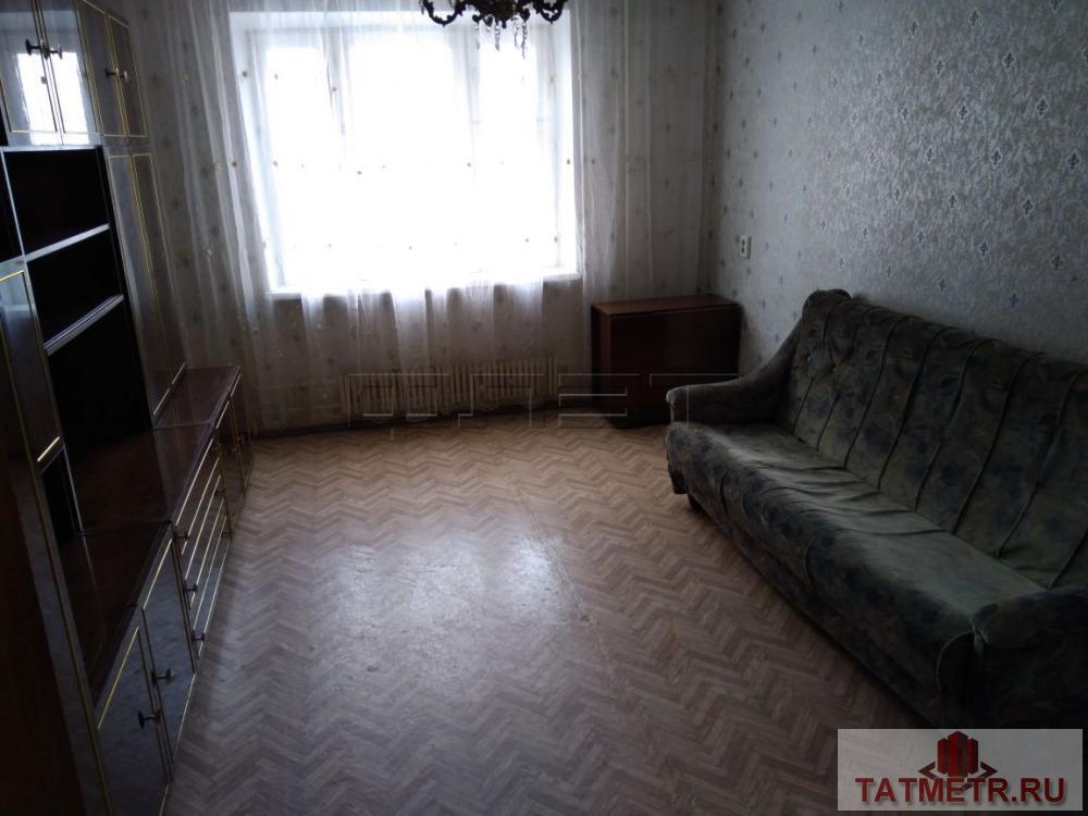 Сдается уютная 3-комнатная квартира в кирпичном доме, расположенном в оживленном и красивом районе города Казани.... - 2