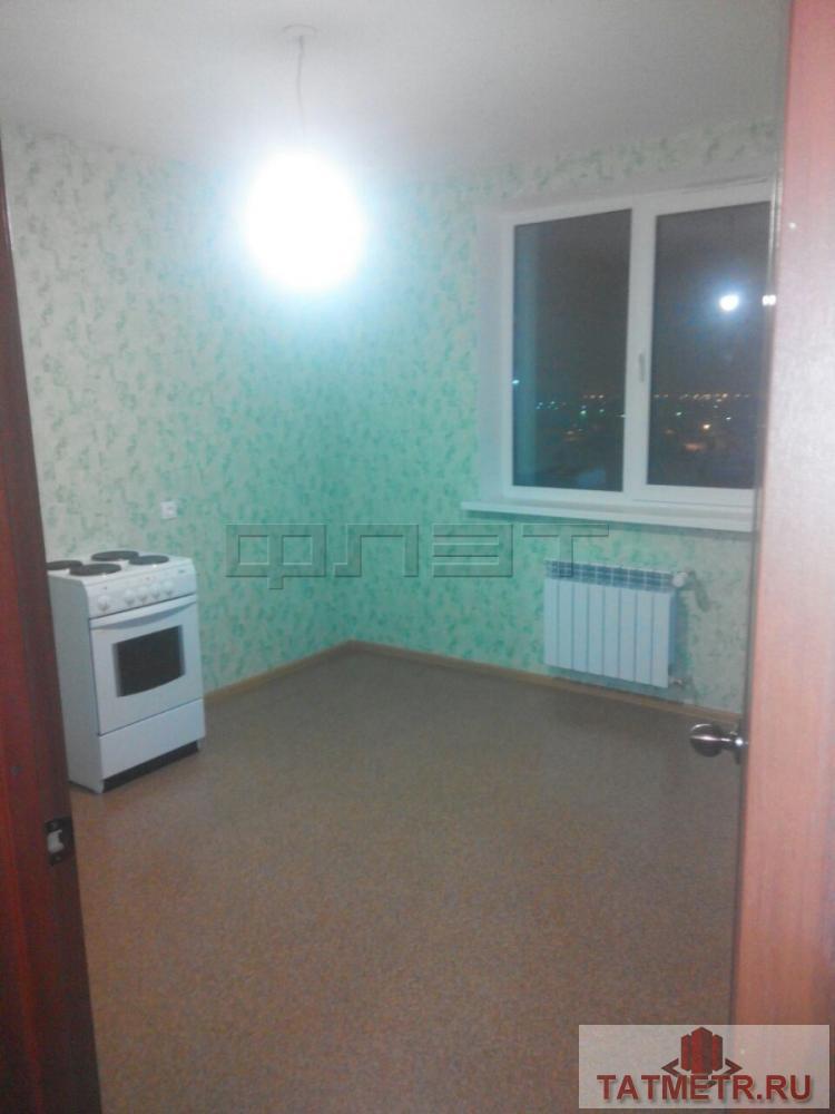 Сдается чистая 1-комнатная квартира в новом доме, расположенном в спальном районе города Казани. Рядом с домом... - 3