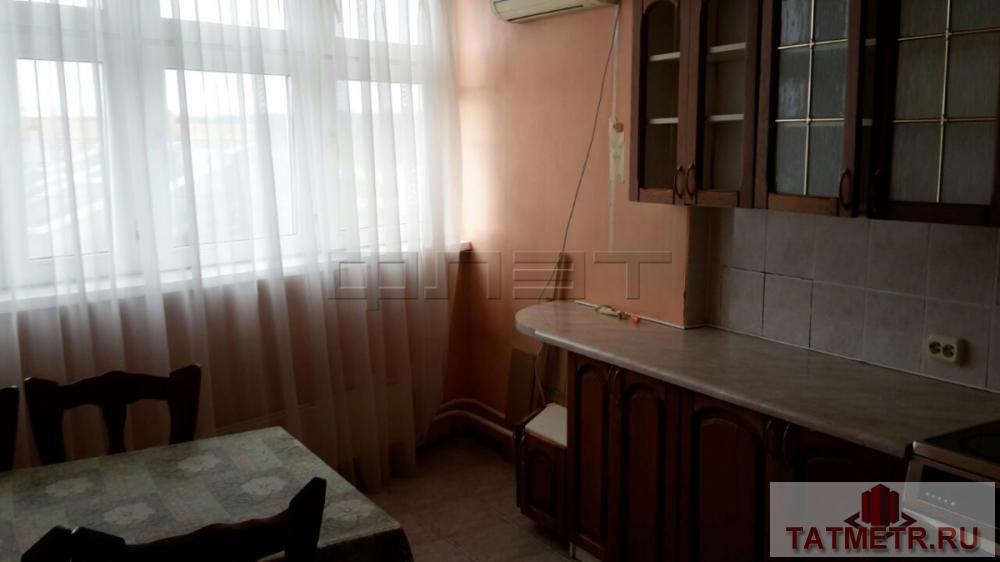 Сдается чистая, светлая 2-комнатная квартира в кирпичном доме, расположенном в спальном районе города Казани. Рядом с... - 1