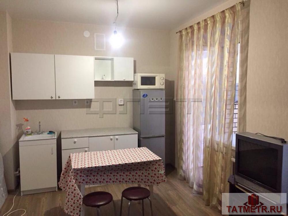 Сдается уютная 1-комнатная квартира-студия в новом доме, расположенном в спальном районе города Казани. Рядом с домом...