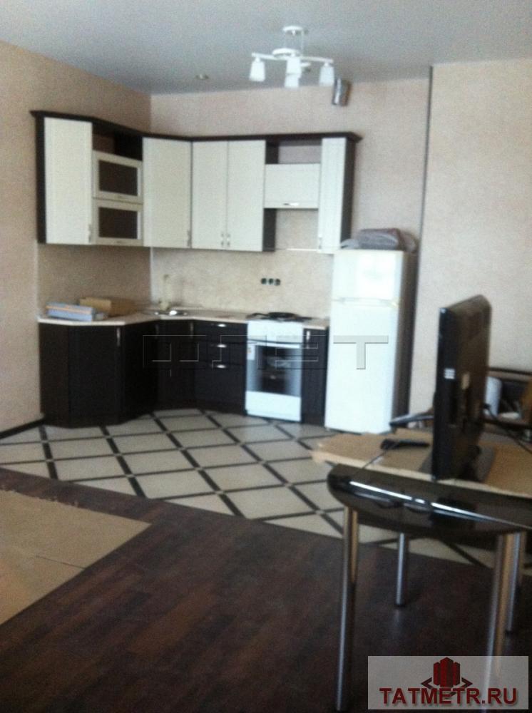 Сдается чистая, уютная 2-комнатная квартира в новом доме, расположенном в развитом и динамичном районе Казани. Рядом... - 1