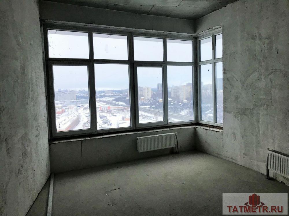 Продается 3-комнатная квартира в ЖК Чистое Небо, Оренбургский Тракт 24А с роскошным видом на центр города на 17/19... - 2