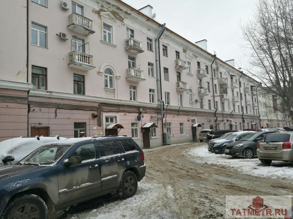 Продается 1-комнатная квартира общей площадью 32,3 кв. м. на 1/4 этаже кирпичного дома (проект сталинка), Жилая... - 5