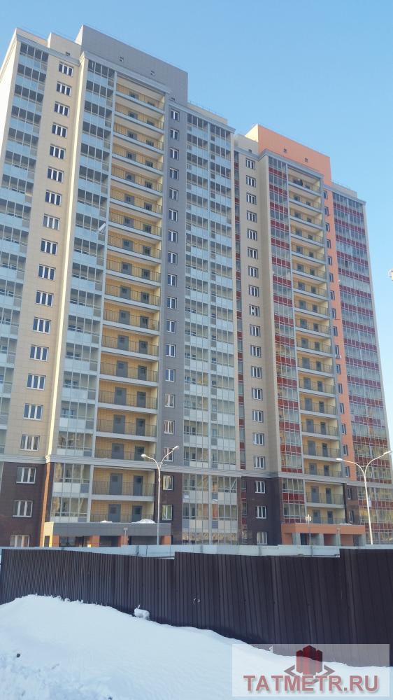 Советский район, ЖК «21 Век»,  ул.Тулпар, д. 4.   Продается просторная светлая двухкомнатная  квартира в  новом доме... - 2
