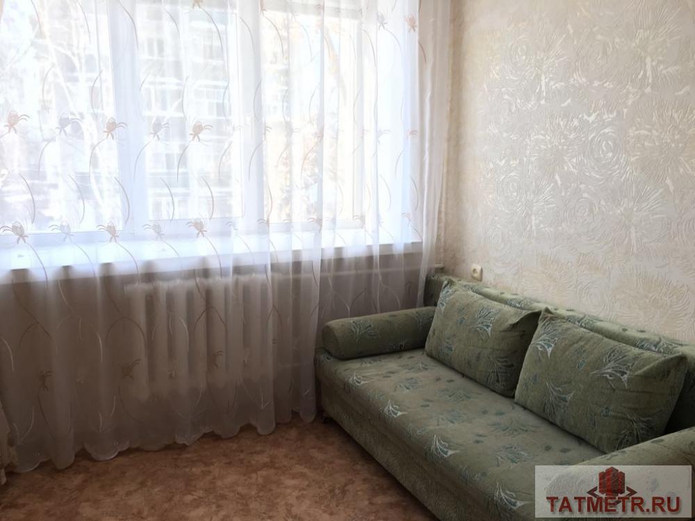 Советский район,ул.Ад.Кутуя д.68 Продается уютная 1-комнатная гостинка, общей площадью 18 м². В квартире выполнен...