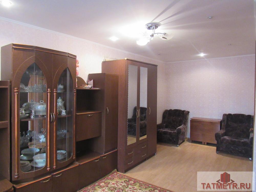 Продается уютная 1-комнатная квартира в Кировском районе по ул.Революционная,д.27 на 3-м этаже 14-ти этажного... - 1