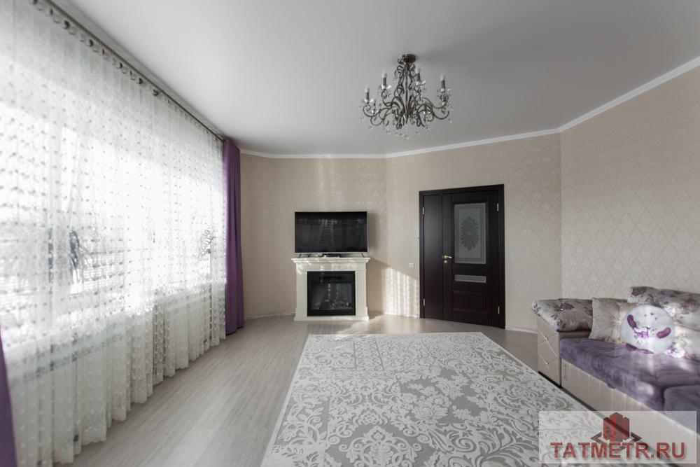 В Советском районе города Казани  продается шикарный дом с качественным ремонтом. Данный дом Строили для себя, на... - 1