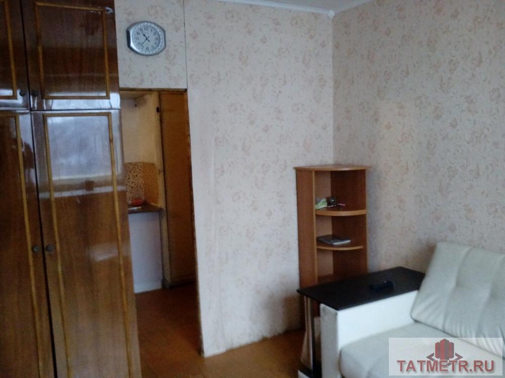Сдается отличная комната в г. Зеленодольск. Комната со всей необходимой для проживания мебелью и техникой: диван,... - 1