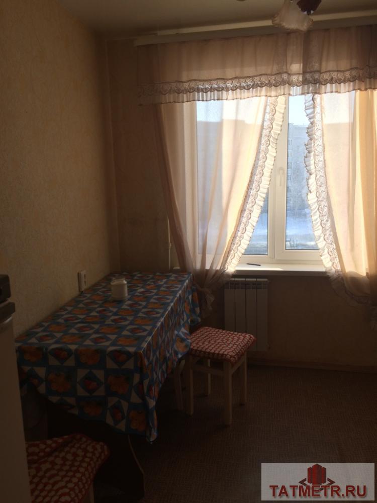 Отличная двухкомнатная квартира в г. Зеленодольск. Квартира теплая уютная и светлая, с отличным ремонтом.... - 4