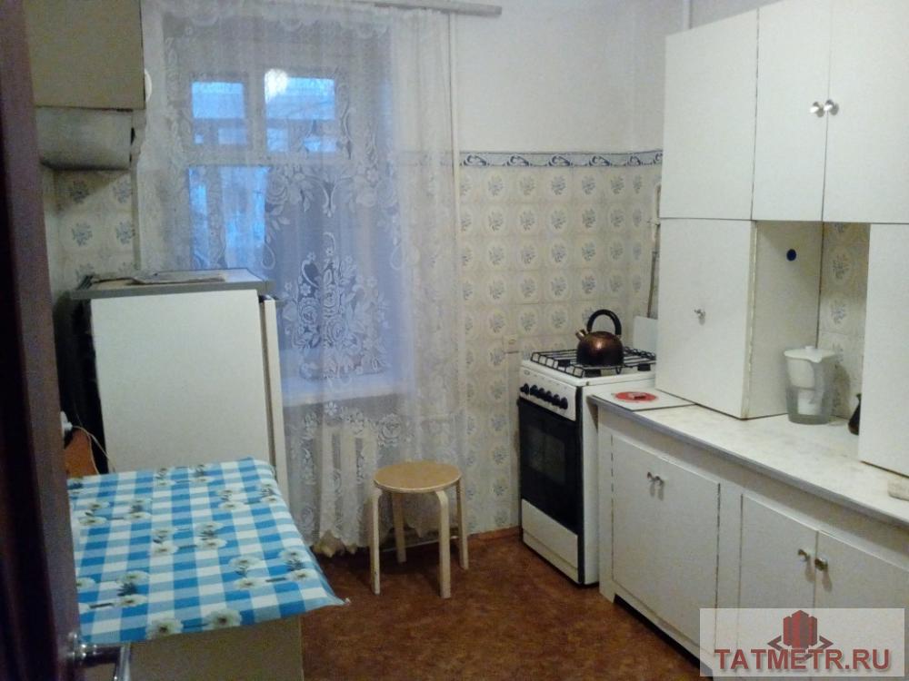 Отличная трёхкомнатная квартира в хорошем состоянии в центре г. Зеленодольск. Комнаты светлые , теплые, уютные, не... - 3