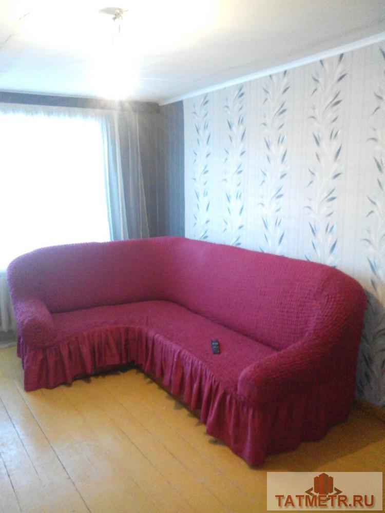 Сдаётся уютная, просторная квартира в тихом районе г. Зеленодольск. В квартире есть 2 дивана, телевизор, кухонный...