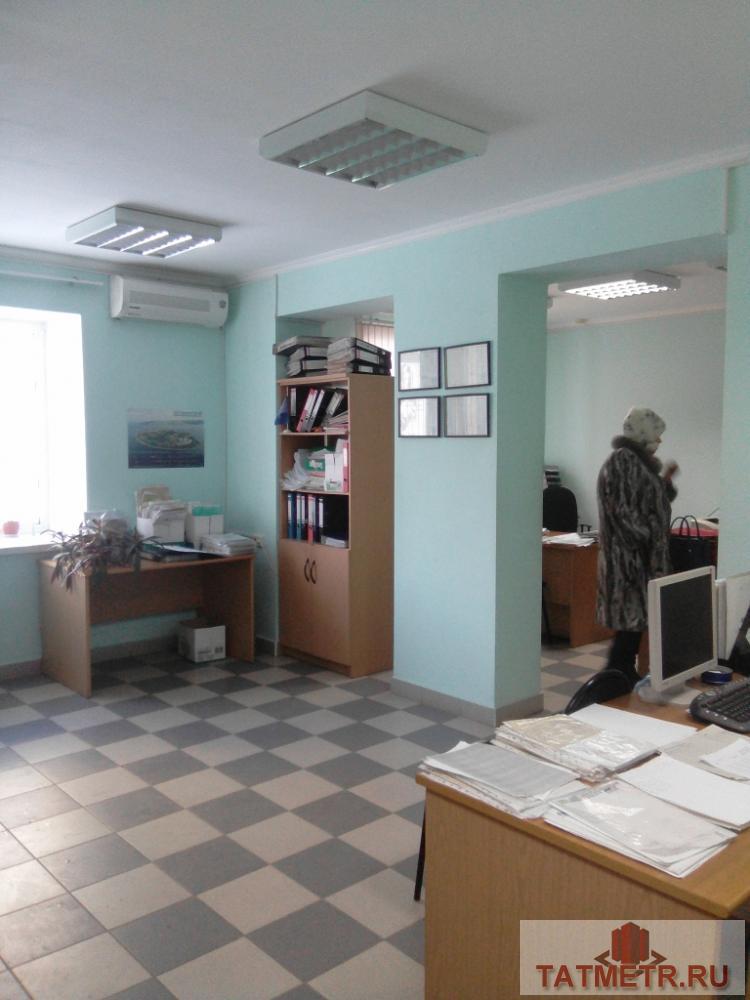 Сдается отличное помещение с отличным ремонтом на первой линии от дороги в г. Зеленодольск. В помещении имеется три... - 3