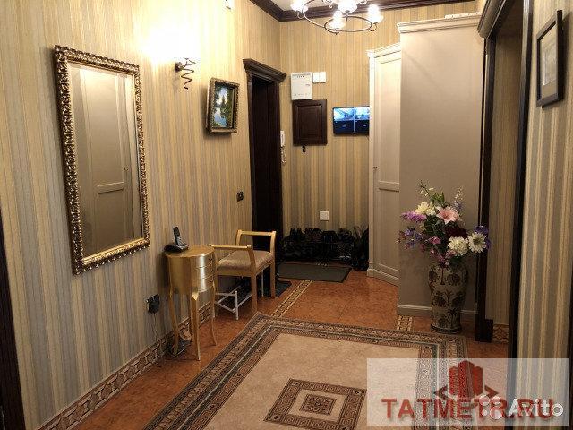 Продается квартира в центре Казани. Общая площадь 99,8 кв.м, жилая 54,6. Квартира переделана в двухкомнатную из... - 11