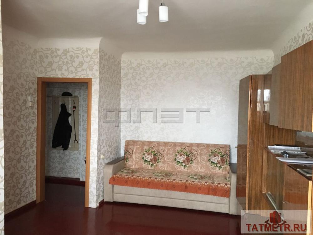 Сдается чистая 2-комнатная квартира в кирпичном доме, расположенном в спальном районе города Казани. Рядом с домом... - 6
