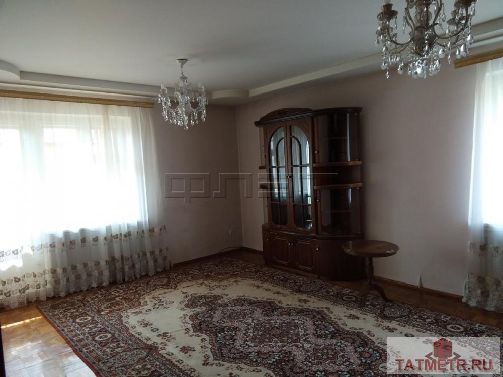 Сдается уютная 3-комнатная квартира в кирпичном доме, расположенном в оживленном и красивом районе города Казани.... - 3
