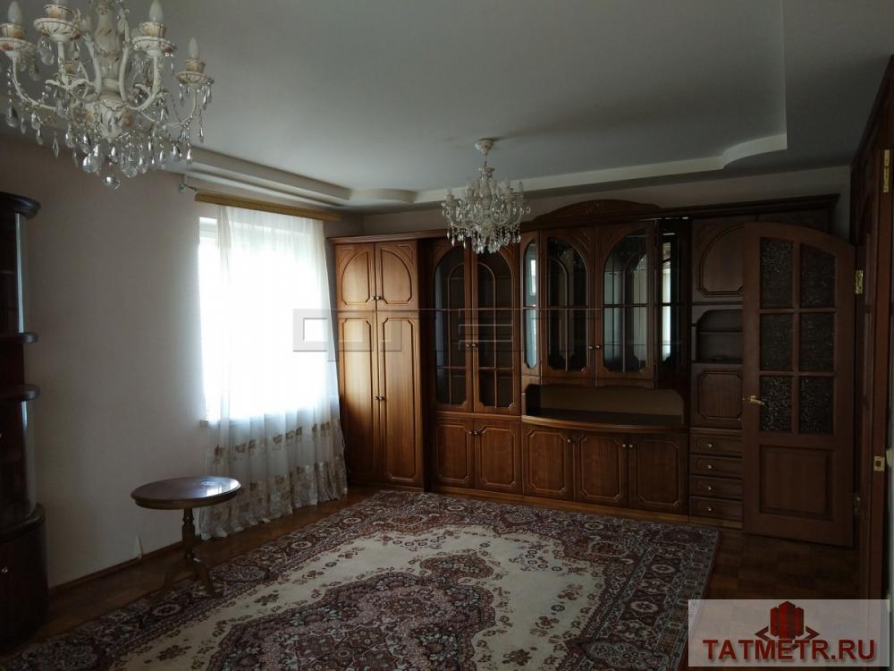 Сдается уютная 3-комнатная квартира в кирпичном доме, расположенном в оживленном и красивом районе города Казани.... - 4