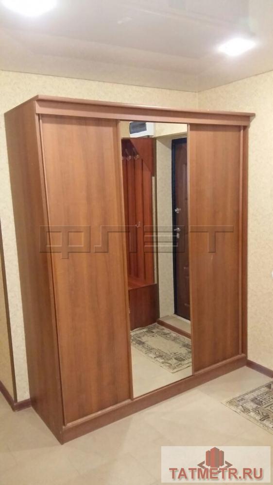 Сдается чистая 2-комнатная квартира в кирпичном доме, расположенном в спальном районе города Казани. Рядом с домом... - 9