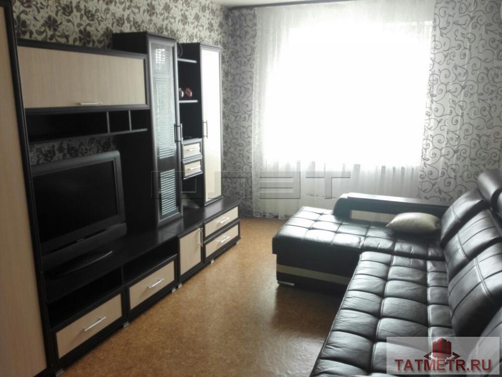 Сдается чистая, светлая 1-комнатная квартира в кирпичном доме, расположенном в развитом и динамичном районе Казани.... - 1