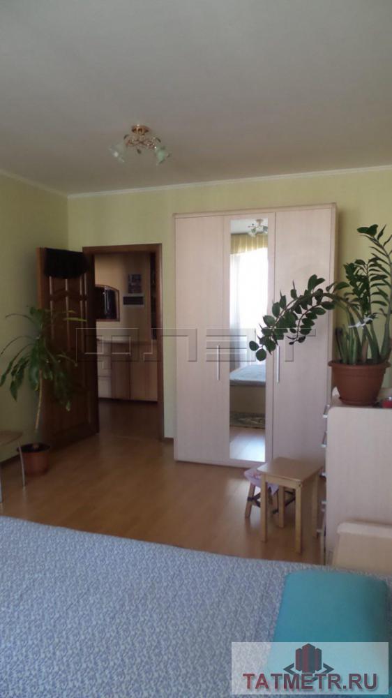 Сдается чистая, просторная 2-комнатная квартира в новом доме, расположенном в спальном районе города Казани. Рядом с... - 4