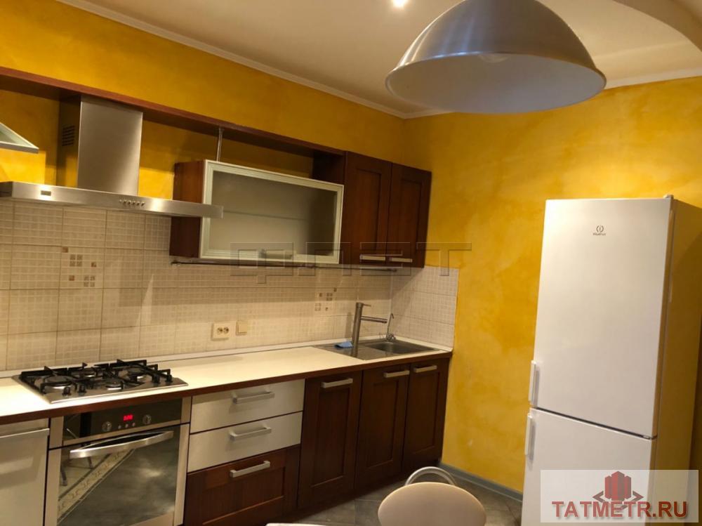 Сдается уютная 2-комнатная квартира в кирпичном доме, расположенном в оживленном и красивом районе города Казани.... - 1