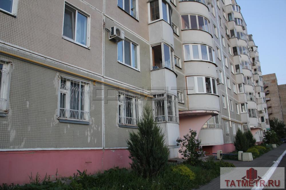 Продается 1-комнатная квартира по улице Карбышева. Дом 2004 года постройки с огороженной и круглосуточно охраняемой... - 9