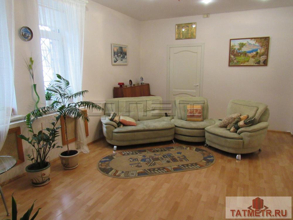 Предлагаем Вашему вниманию уютную четырехкомнатную квартиру по улице Назарбаева, д.12.  На общей площади в 150, 0... - 2