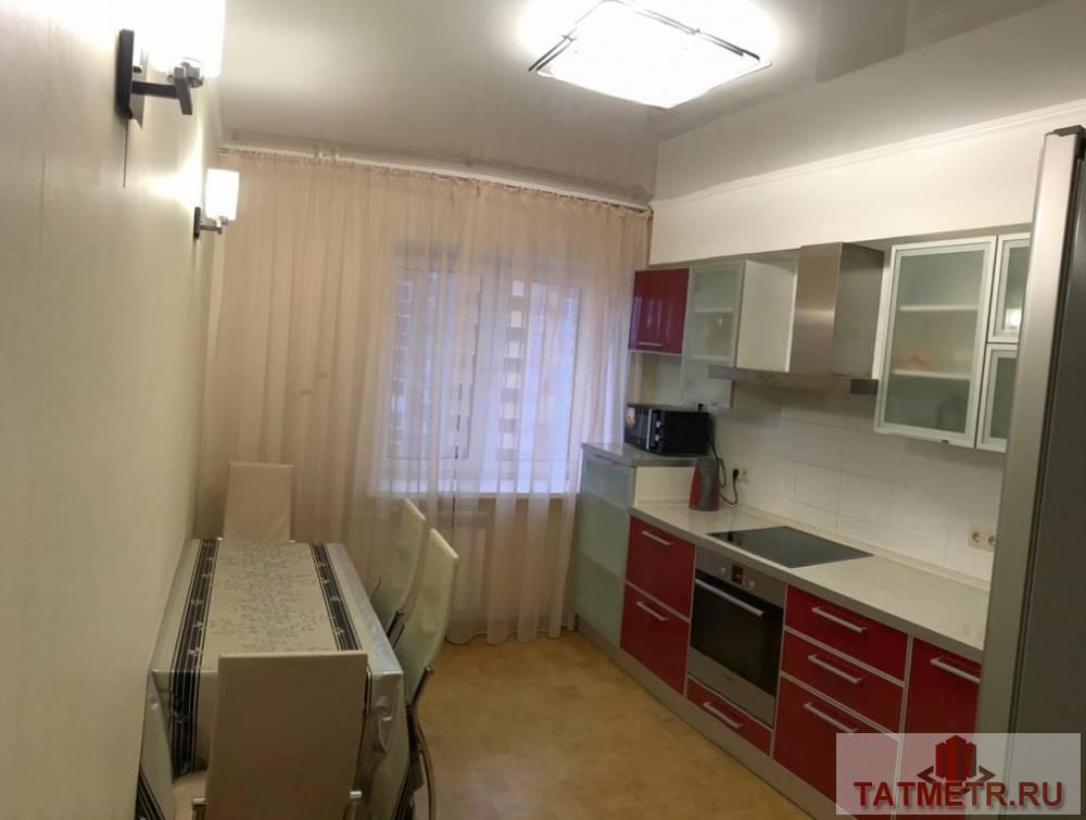Сдается чистая, светлая 1-комнатная квартира в новом доме, расположенном в развитом и динамичном районе Казани. Рядом... - 3