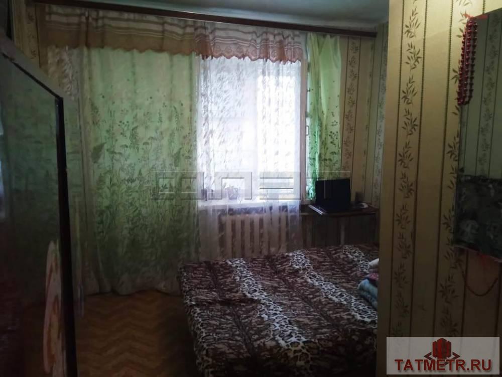 В Ново-Савиновском районе, по ул.Октябрьская, д.1 продается хорошая светлая большая комната в кирпичном доме. Комната...