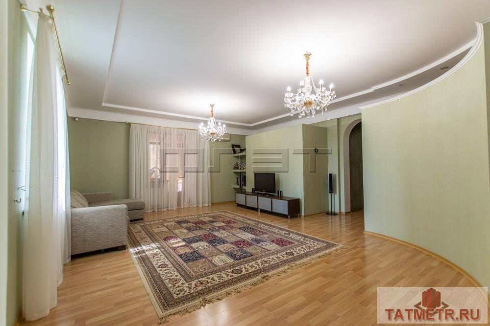 В очень хорошем расположении г.Казань продается шикарная квартира по ул.Заря 7А. Отличная квадратура позволит Вам... - 2