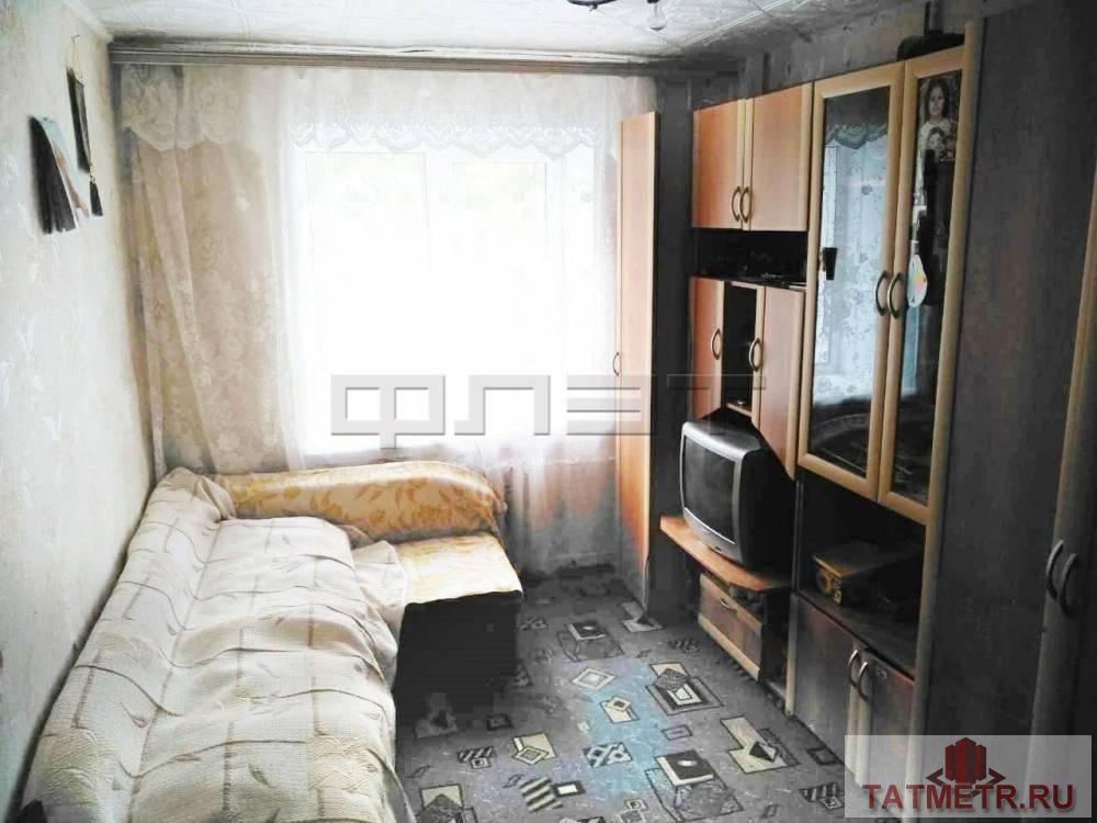 ПРОДАЕТСЯ: Светлая, уютная комната (со статусом квартиры) в Вахитовском районе на 4/9 этажного кирпичного дома...