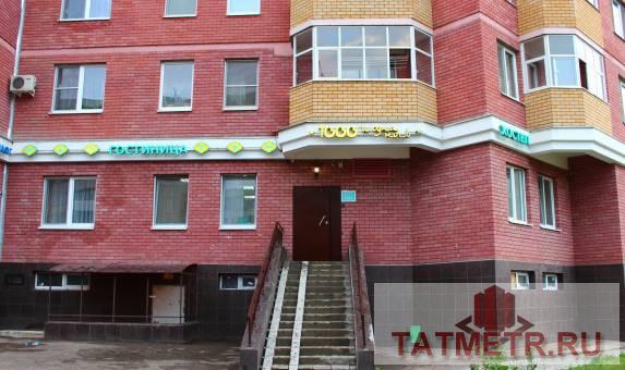 Продается нежилое помещение на 1 этаже в новом 19-этажном кирпичном жилом доме в центре ново-савиновского района...