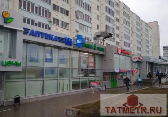 Собственник сдает в аренду торговые помещение в действующем торговом центре 'Давыдов', напротив бывшего Приволжского...