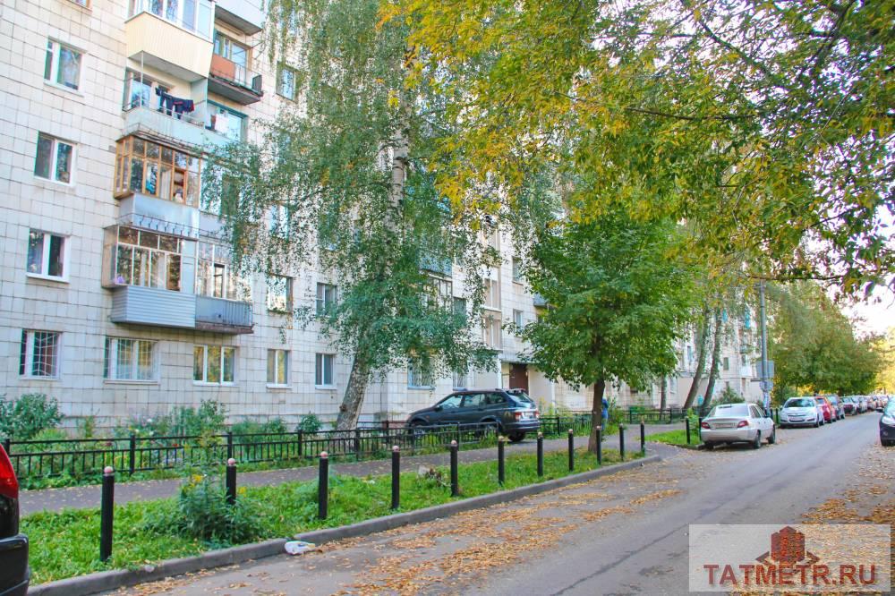 Однокомнатная квартира вблизи метро 'Горки'  - дом расположен в окружении деревьев, вдалеке от проезжей части - а это... - 10