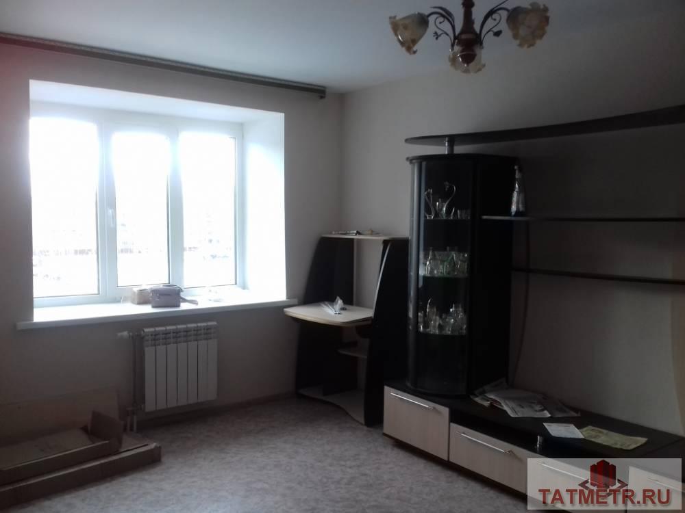 Продается отличная квартира в новом доме г. Зеленодольск. Квартира большая, светлая, уютная, большая кухня квадратной...