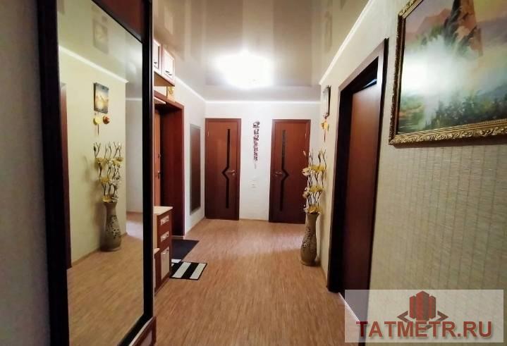 Продается отличная квартира улучшенной планировки в городе Зеленодольск. Квартира большая, светлая, уютная; зал 22... - 6