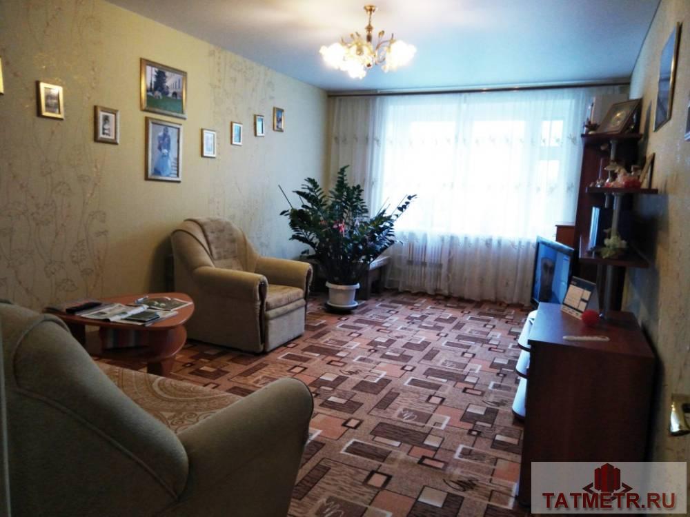 Продается замечательная квартира в центре г. Зеленодольск. Квартира в отличном состоянии, комнаты раздельные,... - 3