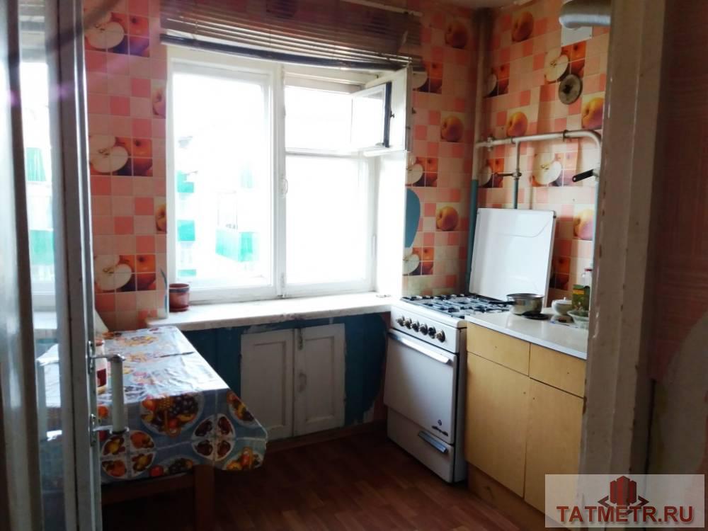 Продается трехкомнатная квартира в г. Зеленодольска. Квартира очень теплая  и уютная. Установлена новая колонка... - 4