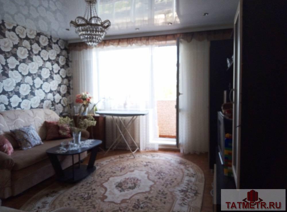 Продается замечательная трехкомнатная квартира с интересной планировкой  в отличном районе г. Зеленодольск.  Комнаты... - 3