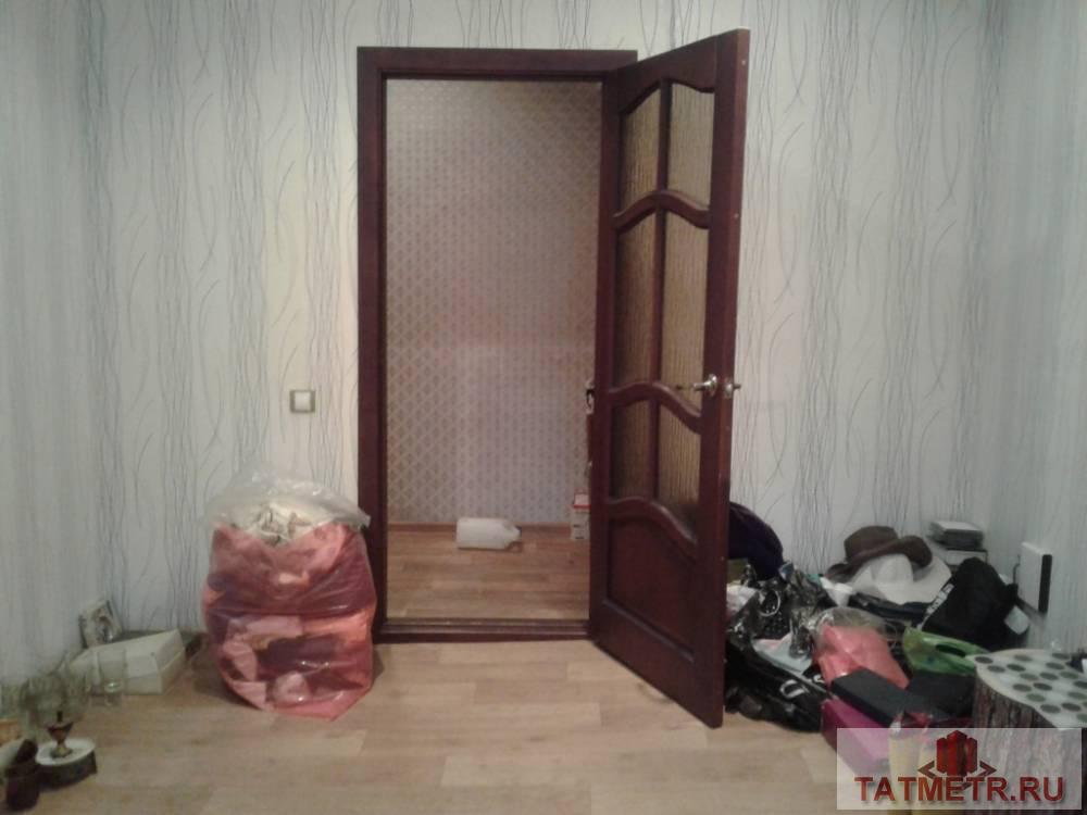 Продается отличная двухкомнатная квартира в пгт. Васильево. Комнаты раздельные просторные светлые. Установлены... - 2