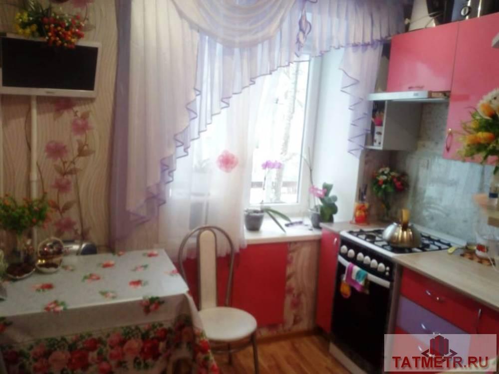 Продается квартира в городе Зеленодольск. Квартира теплая , уютная, с хорошим  ремонтом, на среднем этаже,  с... - 2