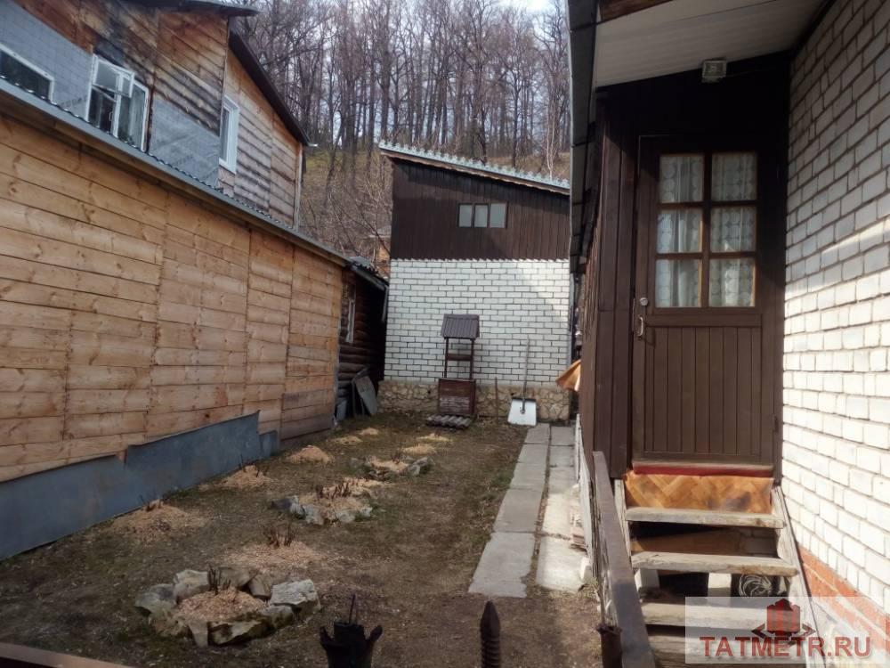 Продается дом в  г. Зеленодольск. Дом кирпичный очень теплый и просторный, в доме есть утепленная масандра,3 комнаты... - 3