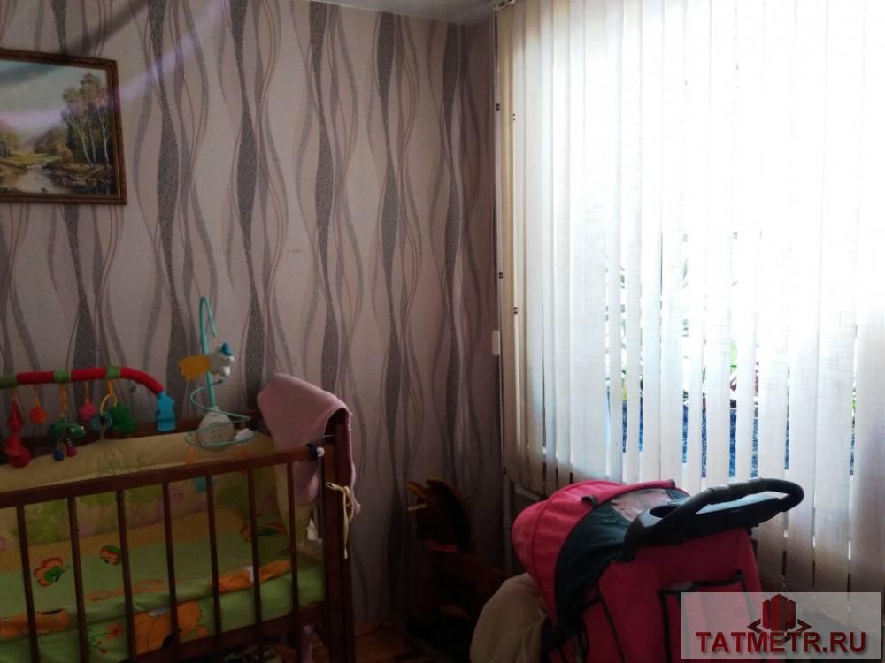 Продается двухкомнатная квартира в г. Зеленодольск. В квартире сделан ремонт: пластиковые окна, натяжные потолки, на... - 3