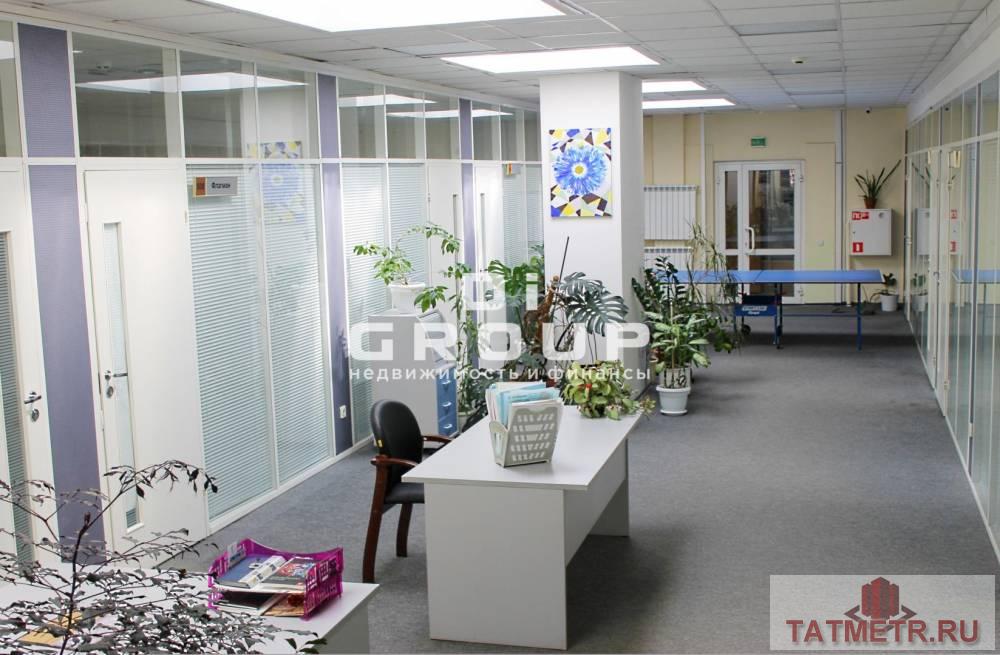 Сдается офисное помещение 700 м² по улице Марселя Салимжанова 2В  Основные характеристики: — помещение расположено в... - 2