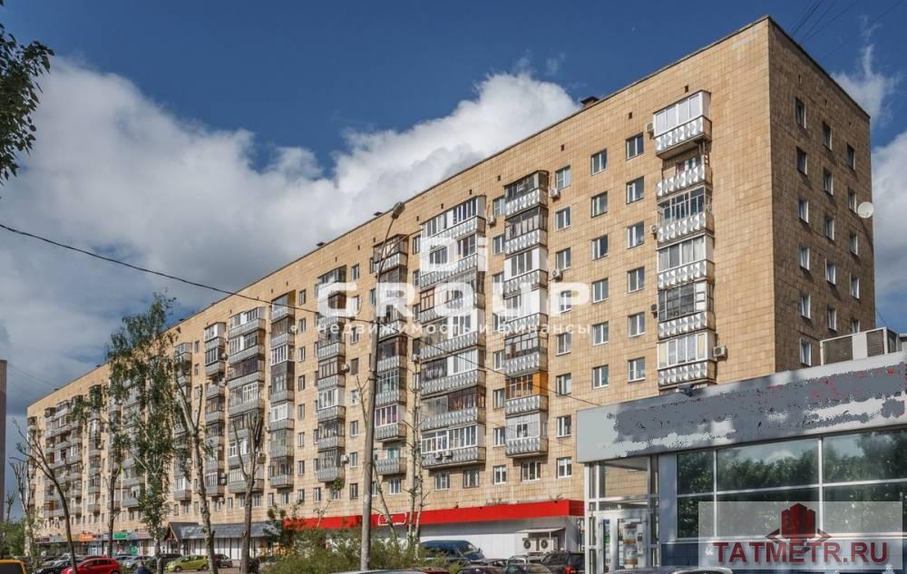 Продается торговое помещение 1083 кв.м. Здание находится в густонаселенном жилом районе. Возможен торг....