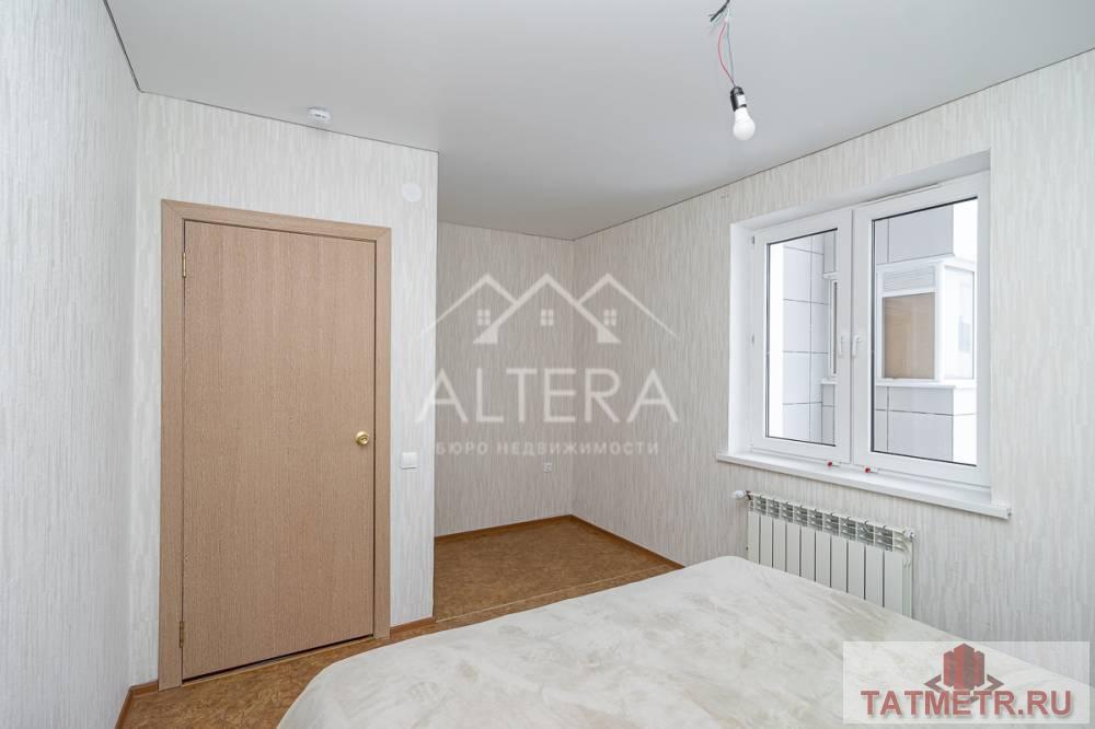 Продается просторная просторная и светлая 3-комнатная квартира в ЖК Салават Купере в Кировском районе.... - 3
