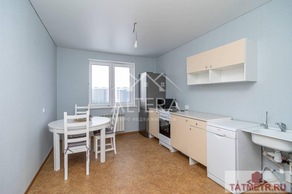 Продается просторная просторная и светлая 3-комнатная квартира в ЖК Салават Купере в Кировском районе.... - 6