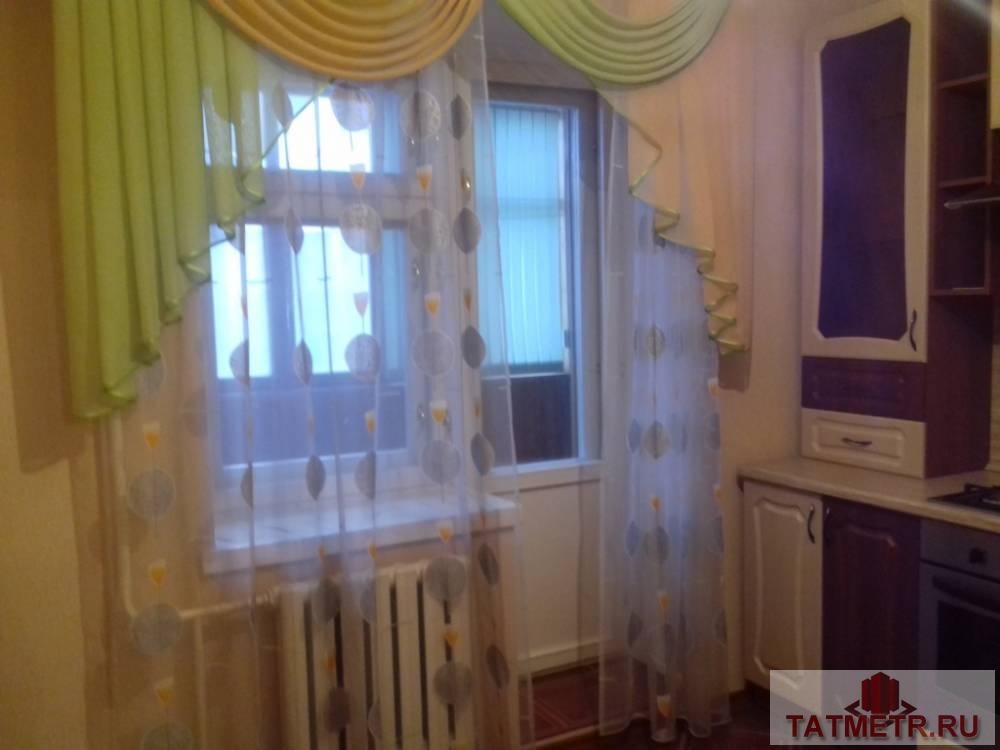 Продается  отличная квартира в г. Зеленодольск.  Комната большая, светлая, теплая, потолок натяжной.  На кухне новый... - 2