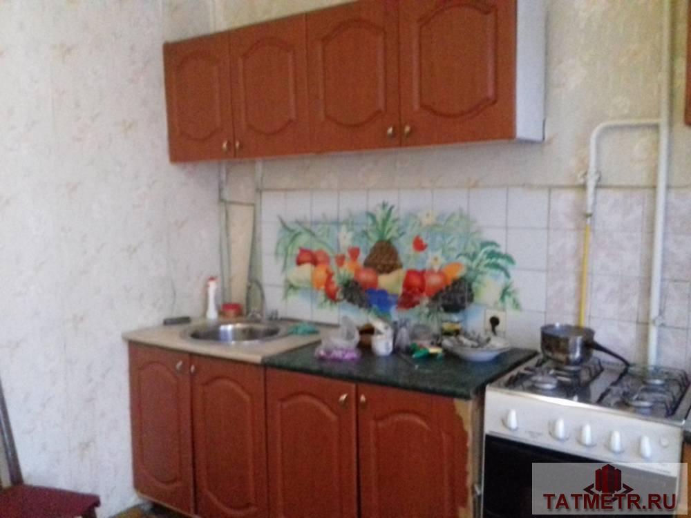 Продается хорошая квартира в центре города Зеленодольск. Квартира светлая, чистая, очень теплая. Комнаты раздельные,... - 5